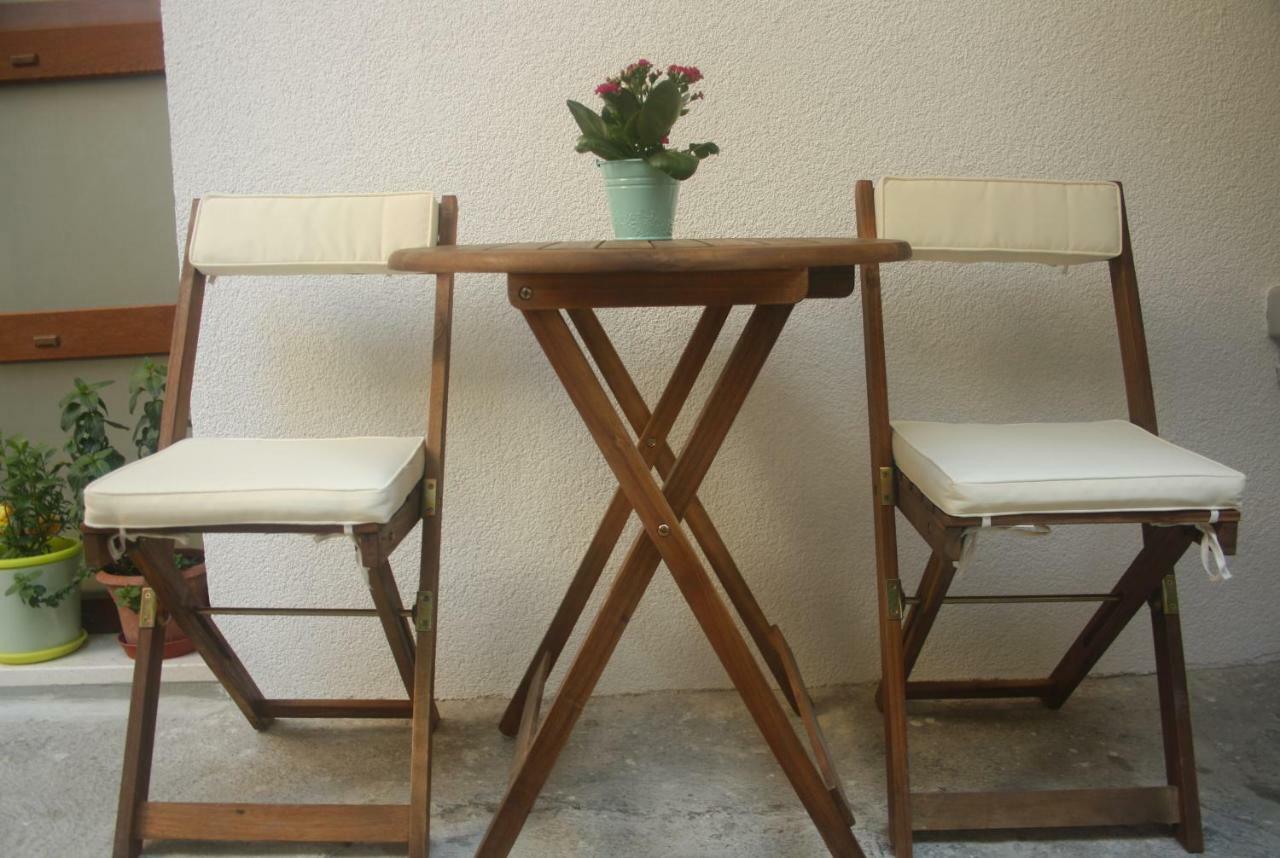 M-Dream, In Heart Of Split Apartment Bagian luar foto